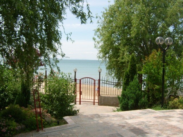 Image No.6-2 Bed Property for sale