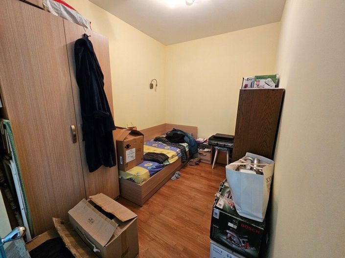 Image No.3-2 Bed Property for sale