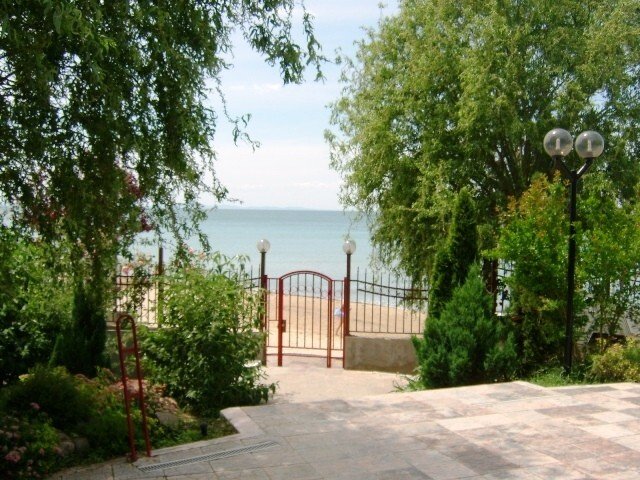 Image No.3-2 Bed Property for sale