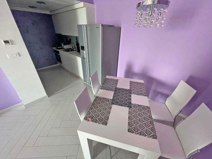 Image No.3-2 Bed Property for sale