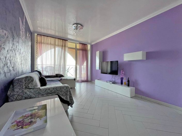 Image No.7-2 Bed Property for sale