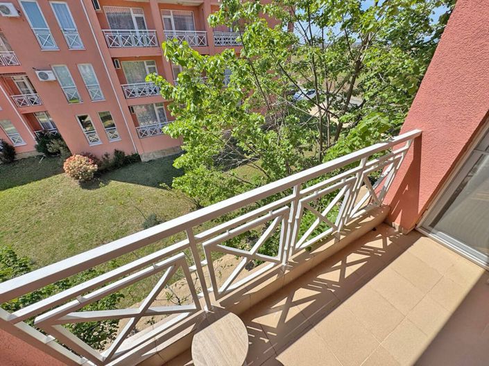 Image No.6-2 Bed Property for sale