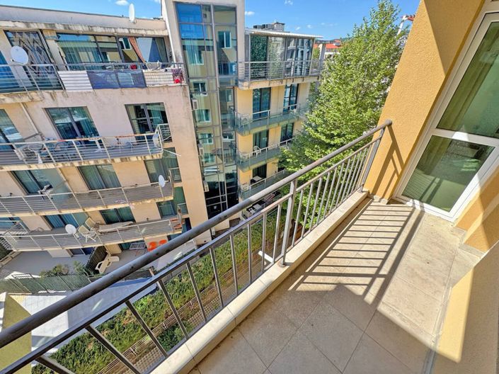 Image No.3-1 Bed Property for sale