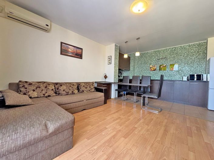 Image No.2-1 Bed Property for sale