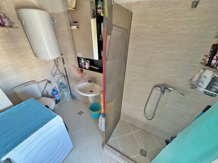 Image No.7-1 Bed Property for sale