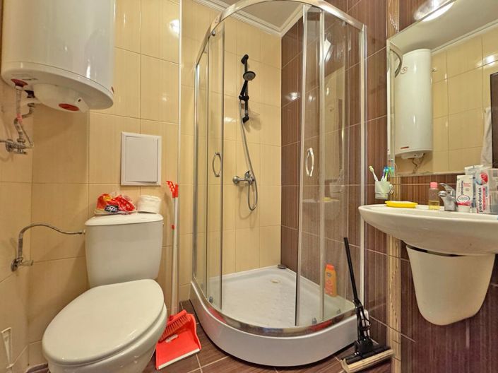 Image No.6-1 Bed Property for sale