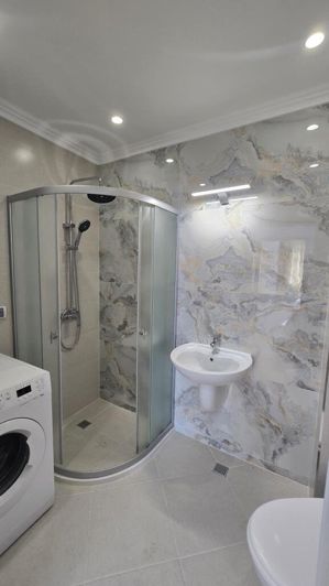 Image No.10-1 Bed Property for sale