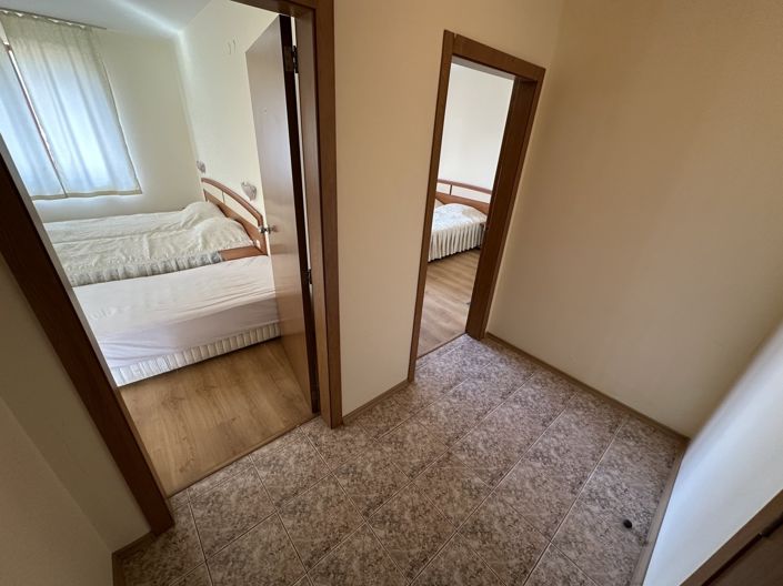 Image No.10-1 Bed Property for sale