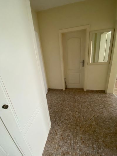 Image No.5-2 Bed Property for sale