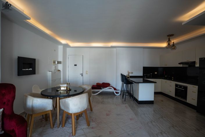 Image No.10-1 Bed Property for sale