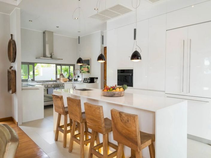 Image No.5-5 Bed Property for sale