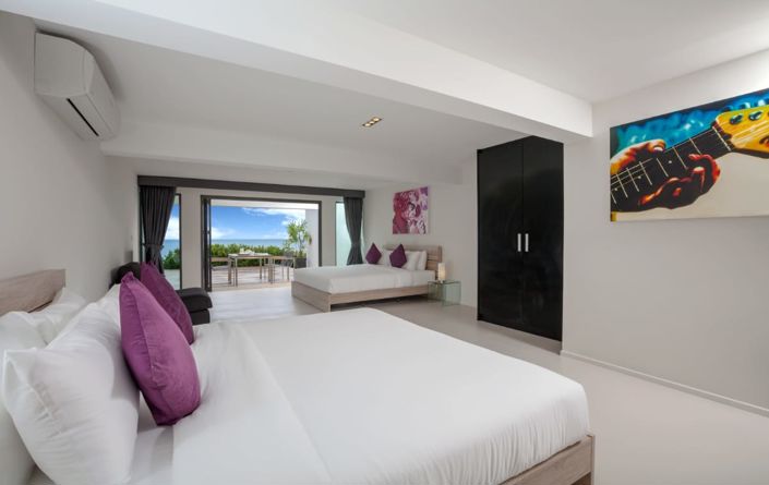 Image No.4-6 Bed Property for sale