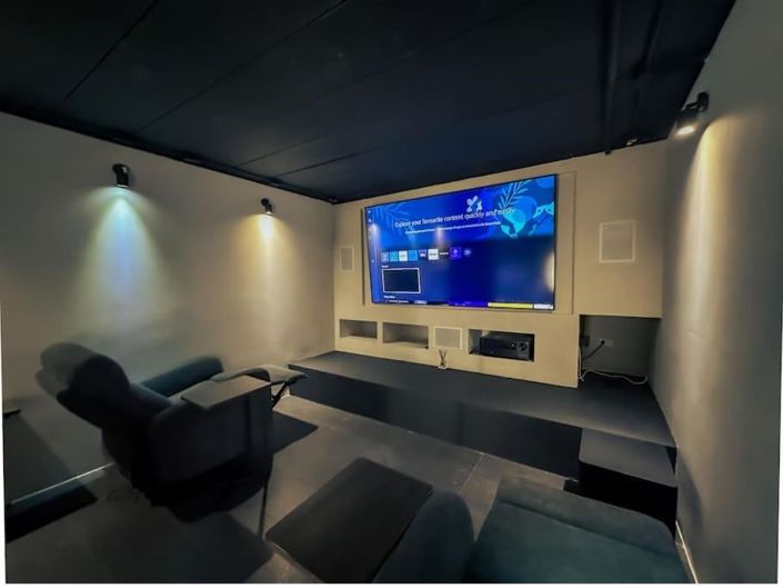 Image No.5-4 Bed Property for sale