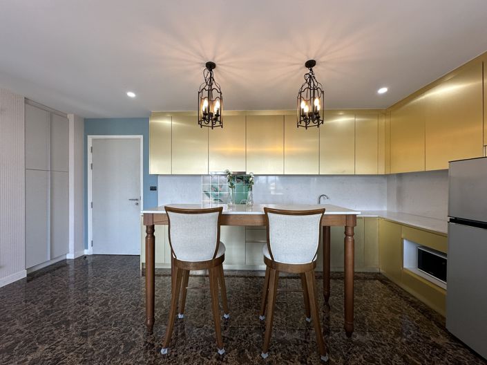 Image No.4-2 Bed Property for sale