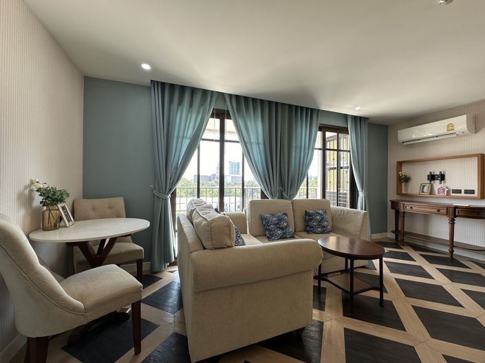 Image No.9-2 Bed Property for sale