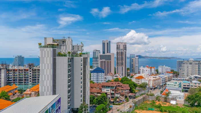 Image No.10-2 Bed Property for sale