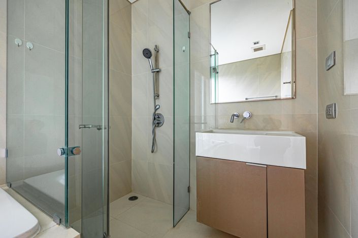 Image No.7-2 Bed Property for sale