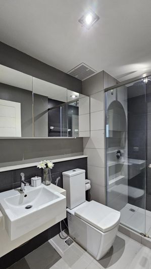 Image No.7-1 Bed Property for sale