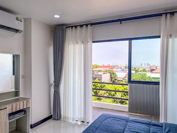 Image No.2-1 Bed Property for sale