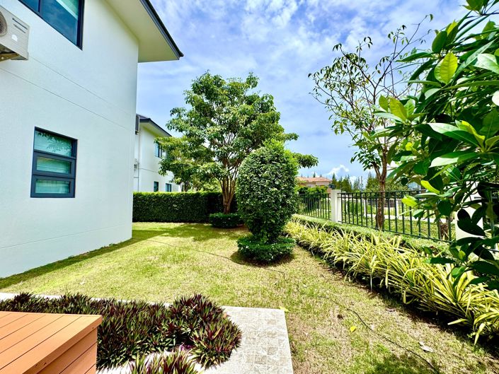 Image No.7-4 Bed Property for sale