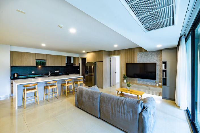 Image No.4-4 Bed Property for sale