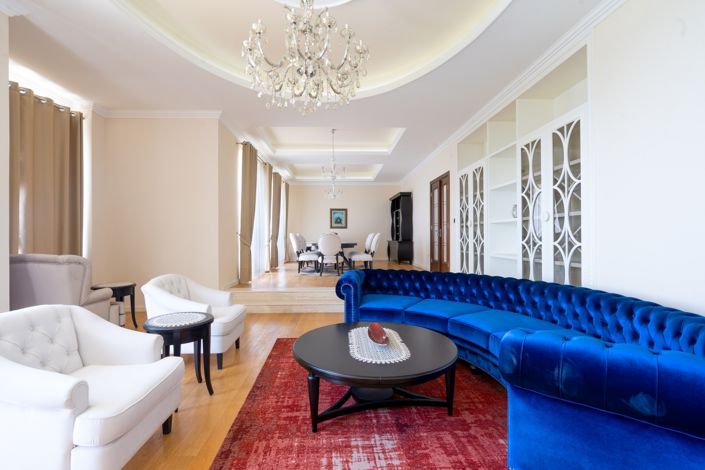 Image No.3-4 Bed Property for sale