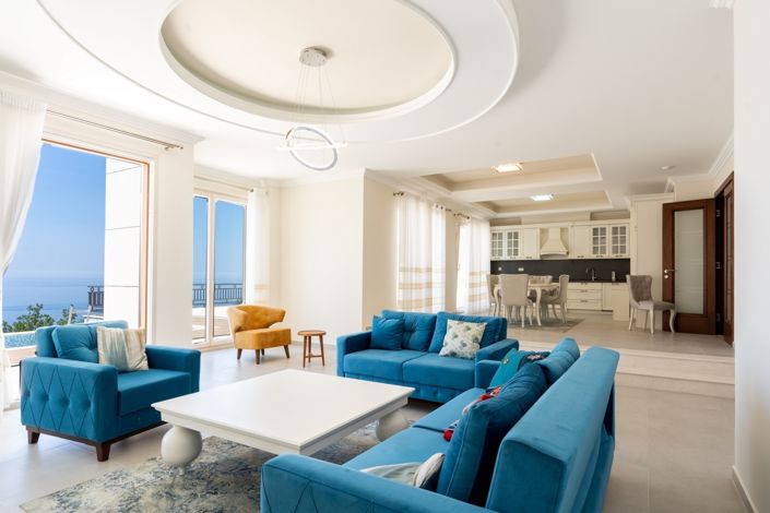 Image No.5-4 Bed Property for sale