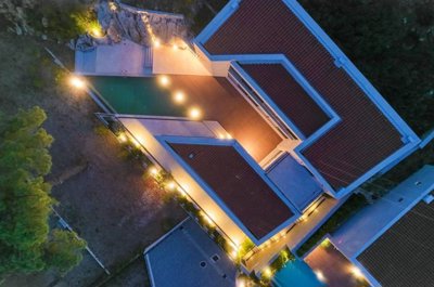 seaview-villa-with-pool-for-sale-in-kotor-aer