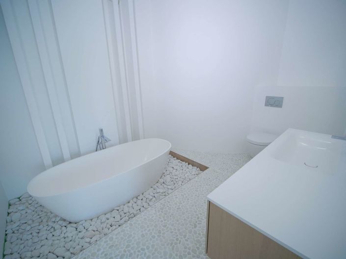 Image No.9-5 Bed Property for sale