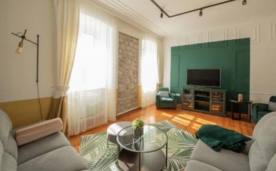 commercial-placemini-hotel-for-sale-in-the-he