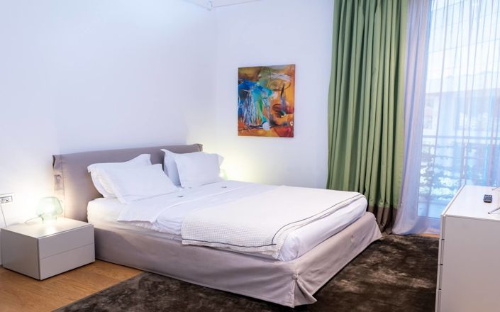 Image No.8-3 Bed Property for sale