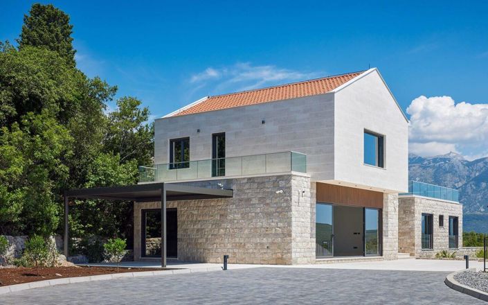 Image No.6-6 Bed Property for sale