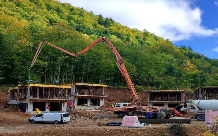 Image No.5-3 Bed Property for sale