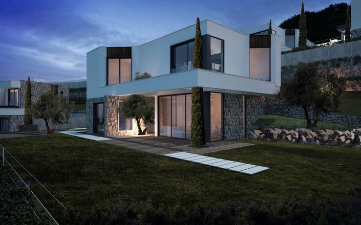 Image No.10-3 Bed Property for sale