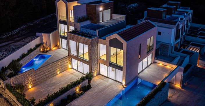 Image No.8-3 Bed Property for sale