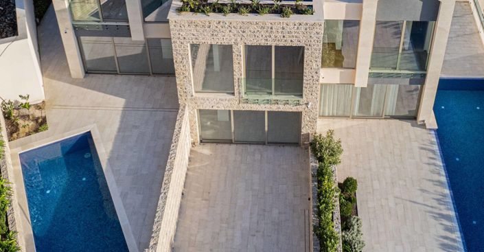 Image No.9-3 Bed Property for sale