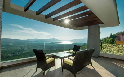 vila-for-sale-in-kotor-montenegro-43