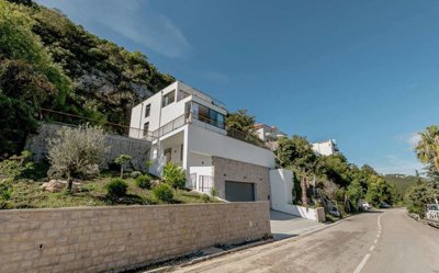 villa-for-sale-in-njivice-herceg-novi-montene