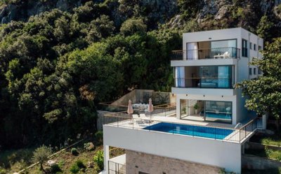 villa-for-sale-in-njivice-herceg-novi-montene