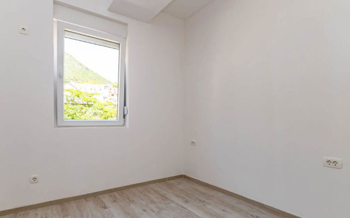 Image No.8-2 Bed Property for sale