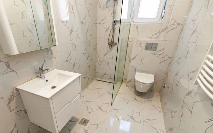 Image No.9-2 Bed Property for sale