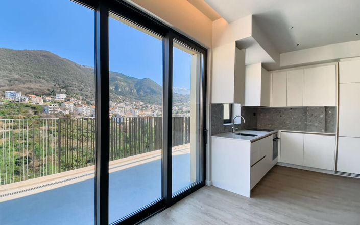 Image No.8-Propriété de 2 chambres à vendre à Tivat