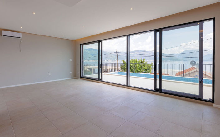 Image No.10-Propriété de 2 chambres à vendre à Tivat