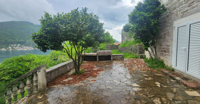 1 - Kamenari, Propriété