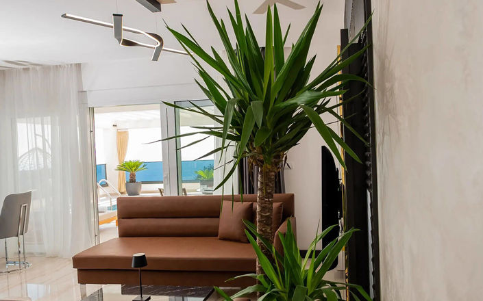 Image No.6-5 Bed Property for sale