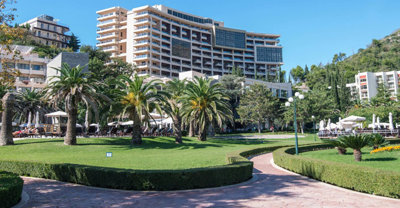 2-bedroom-apartment-for-sale-in-budva-montene