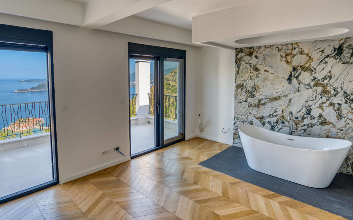 Image No.10-Propriété de 4 chambres à vendre à Budva