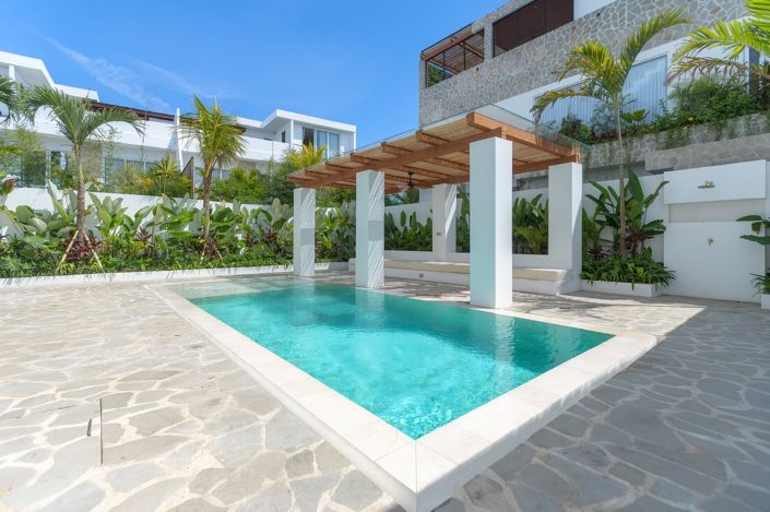 Image No.2-4 Bed Property for sale