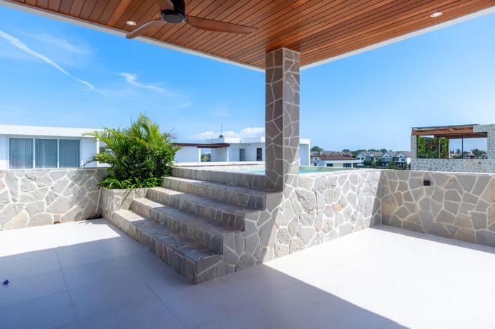 Image No.3-4 Bed Property for sale