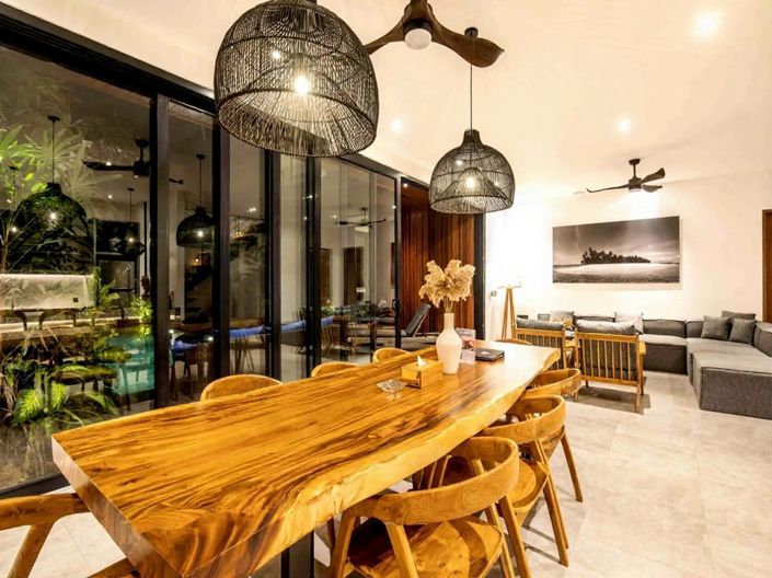 Image No.3-Propriété de 4 chambres à vendre à Pererenan